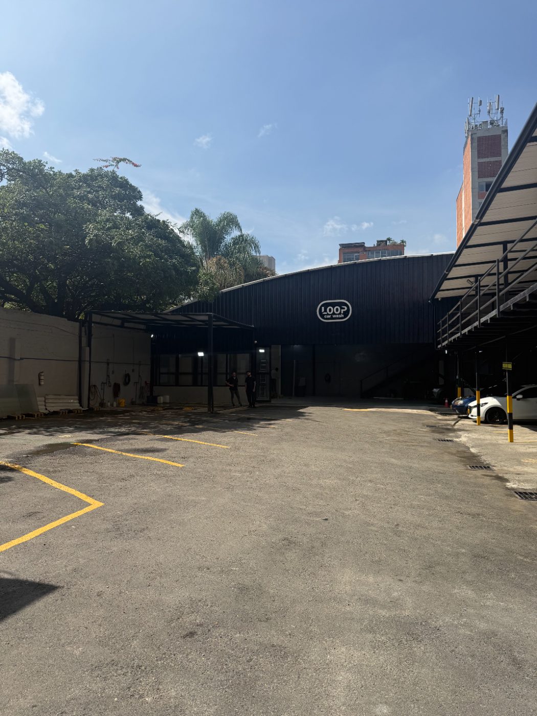 Patio de carros